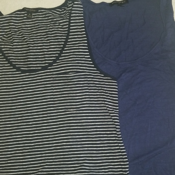 2 Banana Republic tank tops sz M - Picture 1 of 5